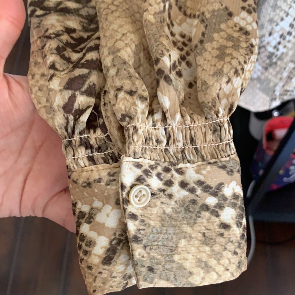 H&M Snake Button Down - image 4
